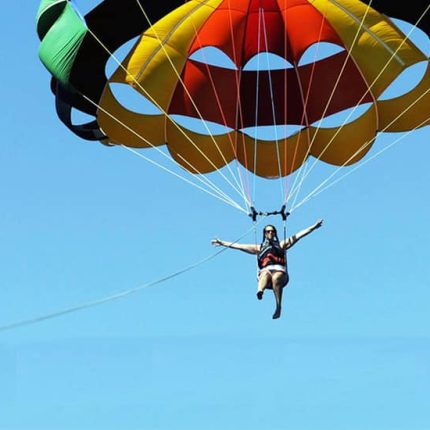 Parasailing In Dubai